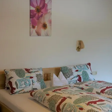 Britzerhof Apartmán *